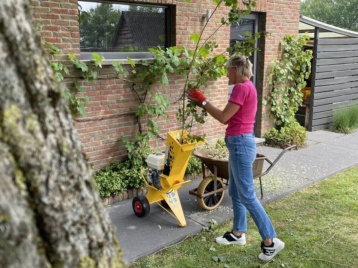 Jo Beau M100 Garden Line hakselaar