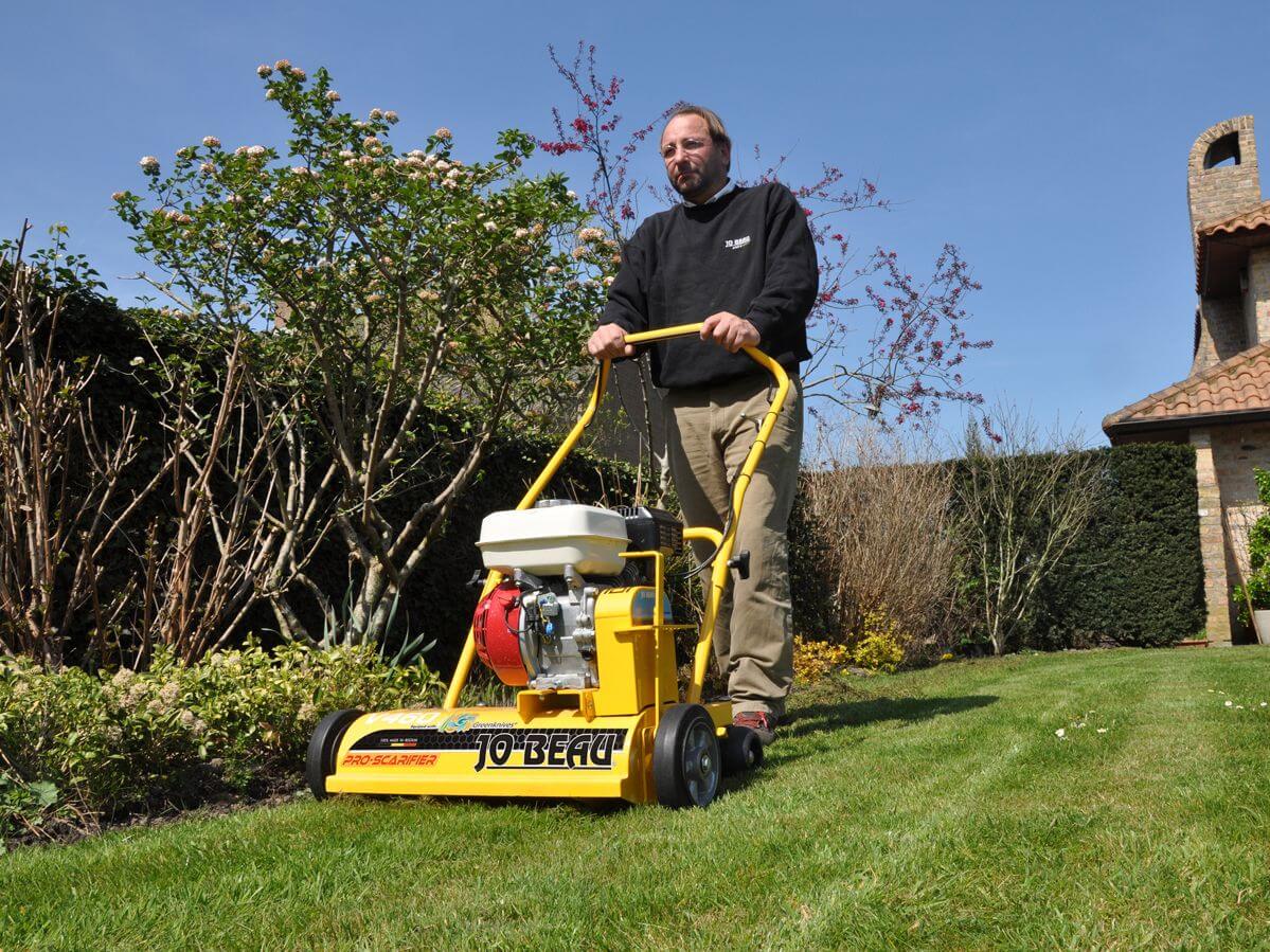 Jo Beau V460 verticuteermachine